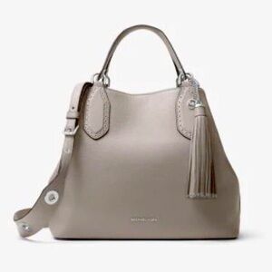 MICHAEL KORS Brooklyn Large Shoulder Bag Pebbled Gray-adjustable/removable strap